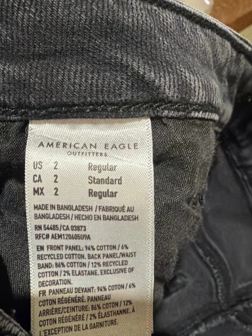 American Eagle Outfitters Mom Jeans Size 2 Washed Black